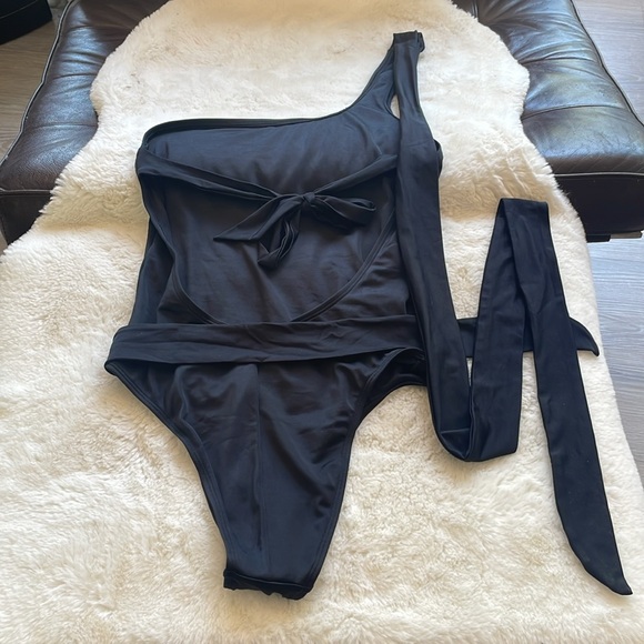 One shoulder, one piece, French cut, bathing suit sizeM black-We Are HAH - Picture 2 of 6